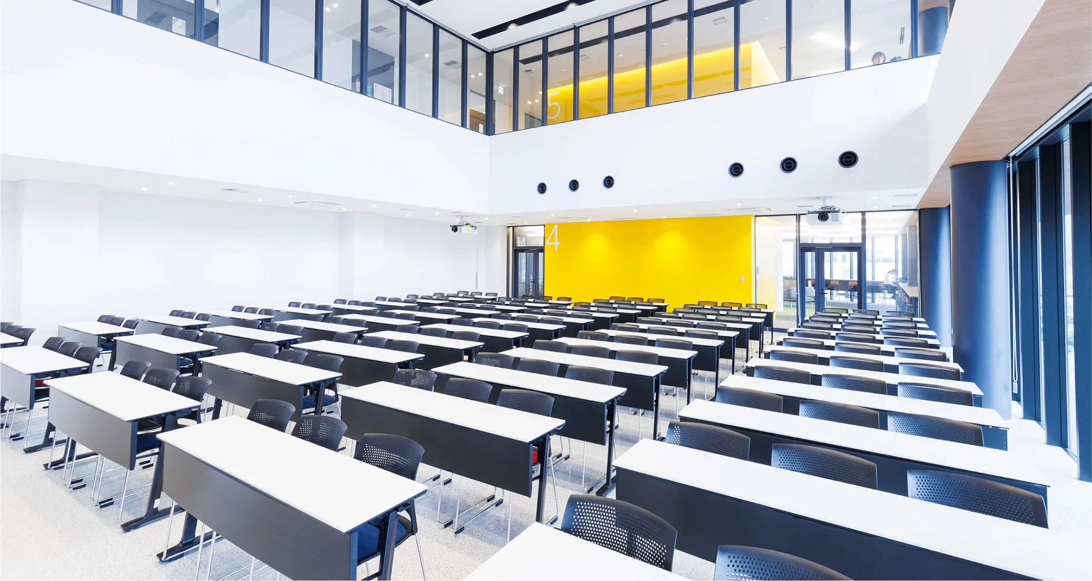 3号館講義室 画像