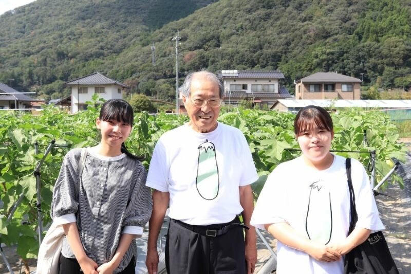 写真③.サムネ　学生写真